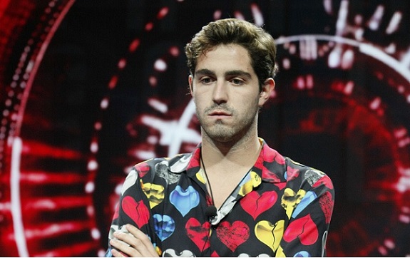 GF Vip 5, la Brandi dà a Zorzi del pesante. Tommaso tira fuori una vecchia frase: «Possibile che abbia usato la parola f***io?»