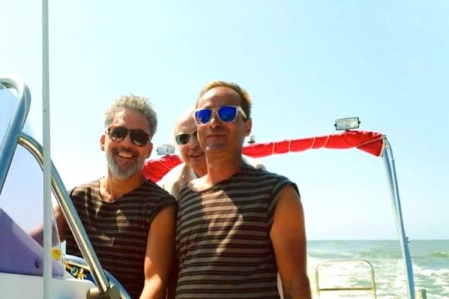 Gli Orologi del Diavolo, qual è la vera storia del protagonista? L’ex moglie: «Era dipendente dalla cocaina e mi tradiva con prostitute russe»