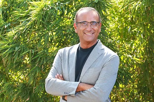 Coronavirus, Carlo Conti ricoverato