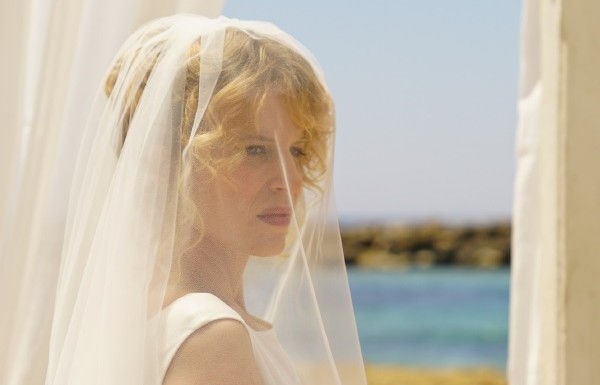 Ascolti TV | Martedì 24 novembre 2020. Floppa la Champions League (9.3%), doppiata da Montalbano in replica (18.3%). Il Collegio 11.2%, Le Iene 10%