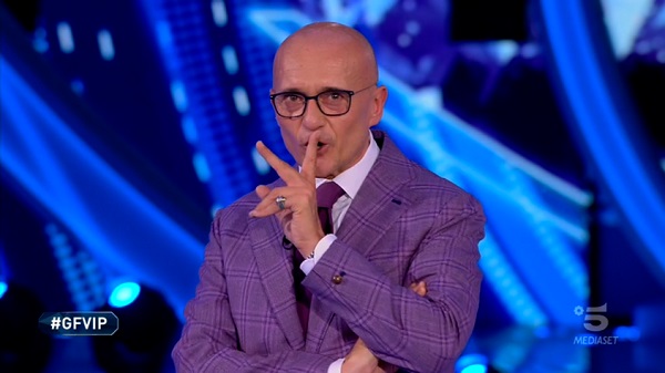 GF Vip 5, diciottesima puntata – Selvaggia Roma affronta (senza scampo!) la Gregoraci, il marito della Orlando accusa la Contessa. Televoto a 3