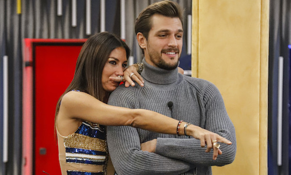 GF Vip 5, Giulia Salemi vs Gregoraci: «In Sardegna mi guardava dalla testa ai piedi. Io era una povera sfigata ma tu, ciccia, sei una snob»