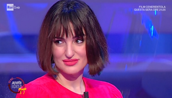 Arisa: «Forse farò un calendario nuda»