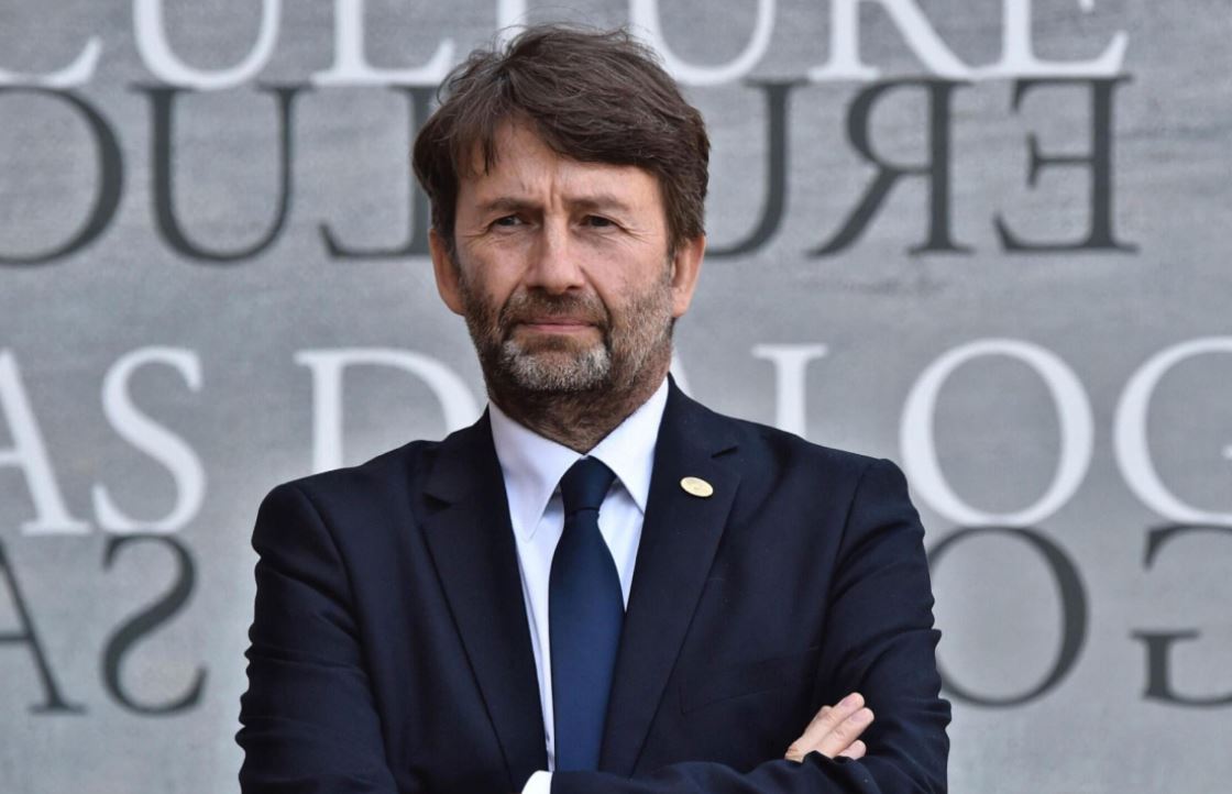 «Netflix della cultura», che paradosso: il progetto del Governo esclude la Rai