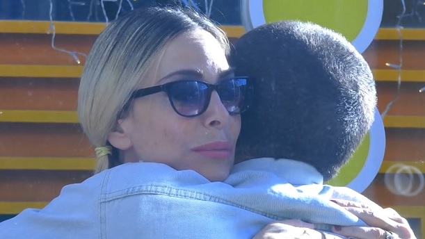 GF Vip 5, Stefania si beve la strampalata motivazione di Zorzi per la sua nomination