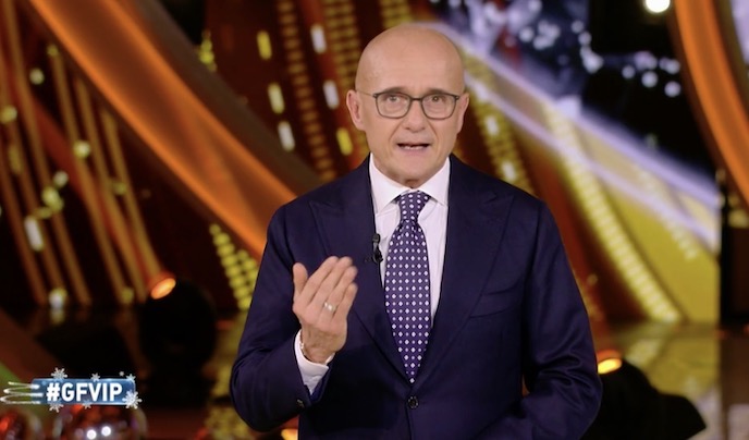 Ascolti TV | Lunedì 4 Gennaio 2021. GF Vip vince facile (19.6% – 3,5 mln), Il Tuttofare 12.6% (3,2 mln). Bene Report (11.5% – 2,9 mln)