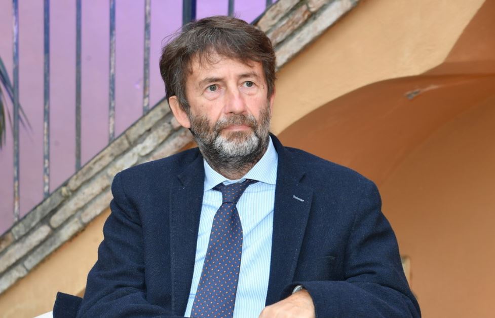 Sanremo 2021, il Ministro Franceschini: «No a pubblico di figuranti»