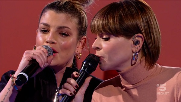 Amici 20, puntata di sabato 16 gennaio 2021 – Scontro Celentano vs Cuccarini, Alessandra rincara contro Elena. Duetto Emma-Amoroso