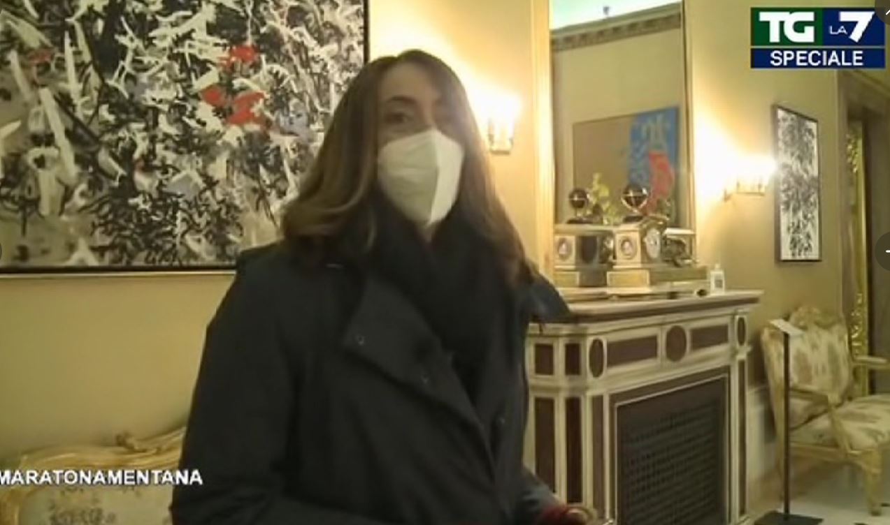 La7, tour di Alessandra Sardoni nelle sale del Quirinale. Mentana gongola – Video