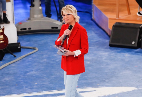 Amici 20, puntata di sabato 9 gennaio 2021 – Le new entry Ibla e Alessandro fanno fuori Kika e Riccardo