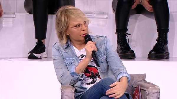 Amici 20, puntata di sabato 23 gennaio 2021 – Cuccarini alla Celentano: «Diventeremo come Tina e Gemma»