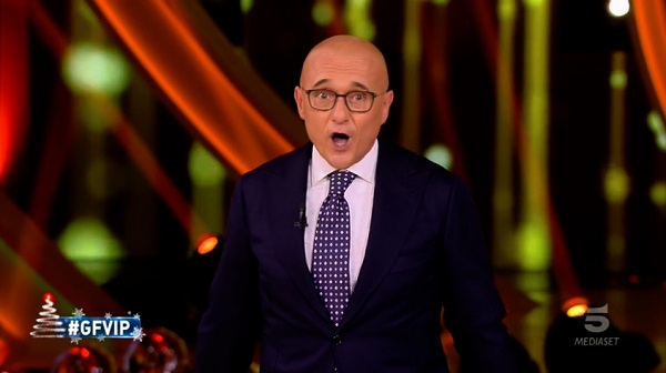 GF Vip 5, trentunesima puntata – La fidanzata di Zelletta diffida il programma. Fuori Giacomo, in 9 al televoto