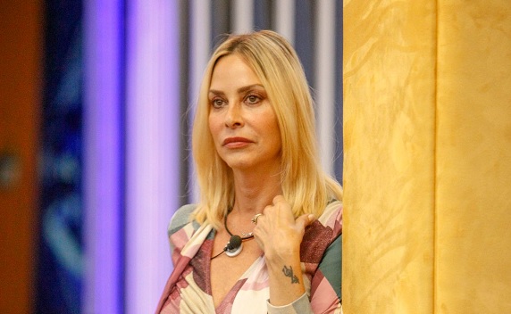 Andrea Roncato rincara contro Stefania Orlando: «Ha fatto due trasmissioni quando stava con me e 20 anni di materassi. Al GF alcuni chiamati Vip perchè hanno fatto vedere la patata senza mutande»