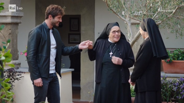 Ascolti TV | Giovedì 4 febbraio 2021. Che Dio ci Aiuti senza rivali (23.5%), Canale5 è Come un gatto in tangenziale (9.5%). La Pupa cala (7.8%), Formigli (6.7%) batte Del Debbio (5.9%)