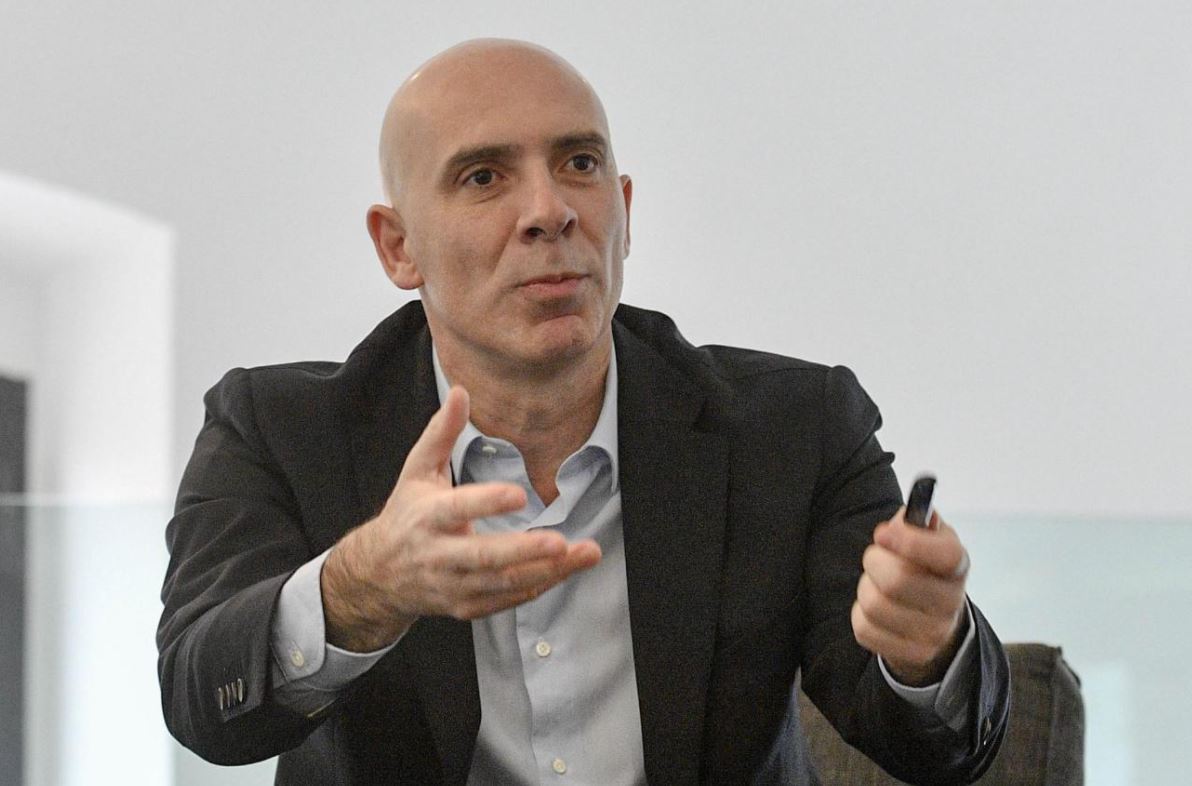 Rai, Salini: «Faremo azioni legali contro Striscia. Volti Mediaset a Sanremo? Non è la prima volta»