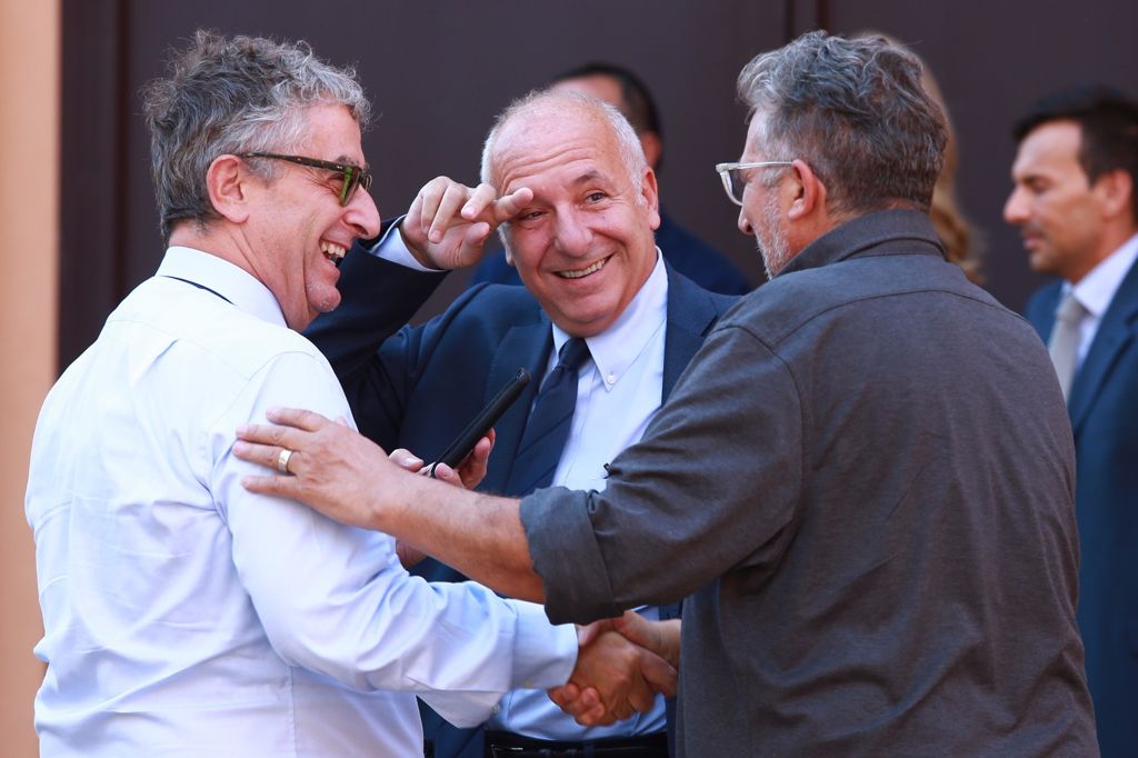 Il durissimo attacco di Lucio Presta a Crippa e Videonews: “Con chiusura di Live iniziata bonifica da hard trash. Ora chiudere Domenica Live e Pomeriggio 5”