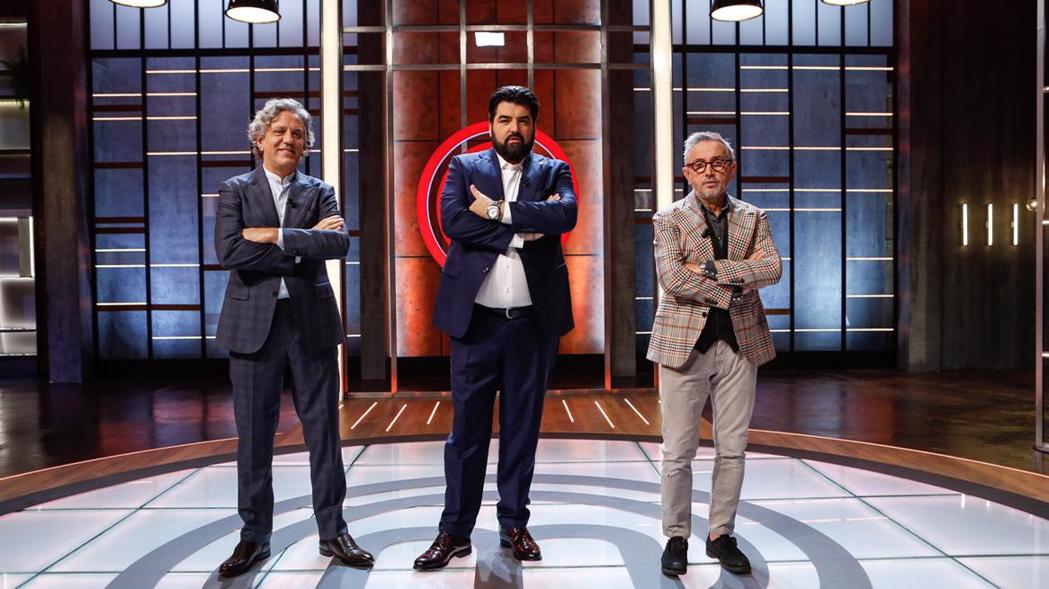 Programmi TV di stasera, giovedì 4 marzo 2021. La finale di MasterChef 10 contro il Festival