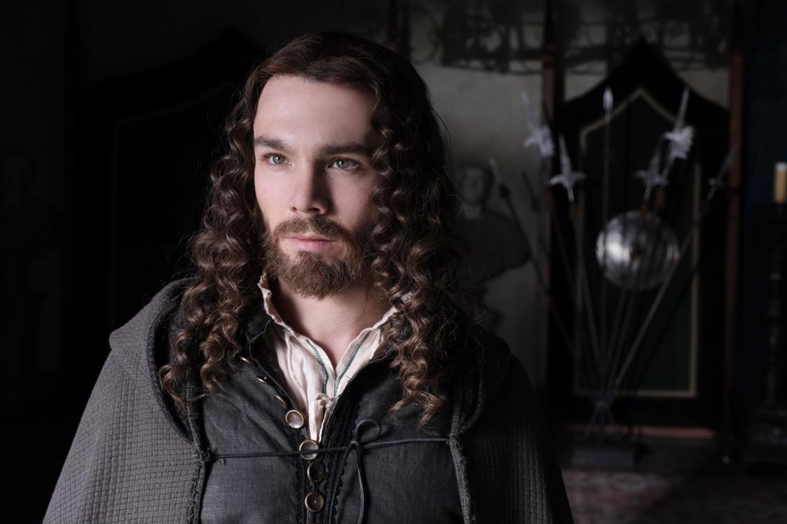 Leonardo - Carlos Cuevas