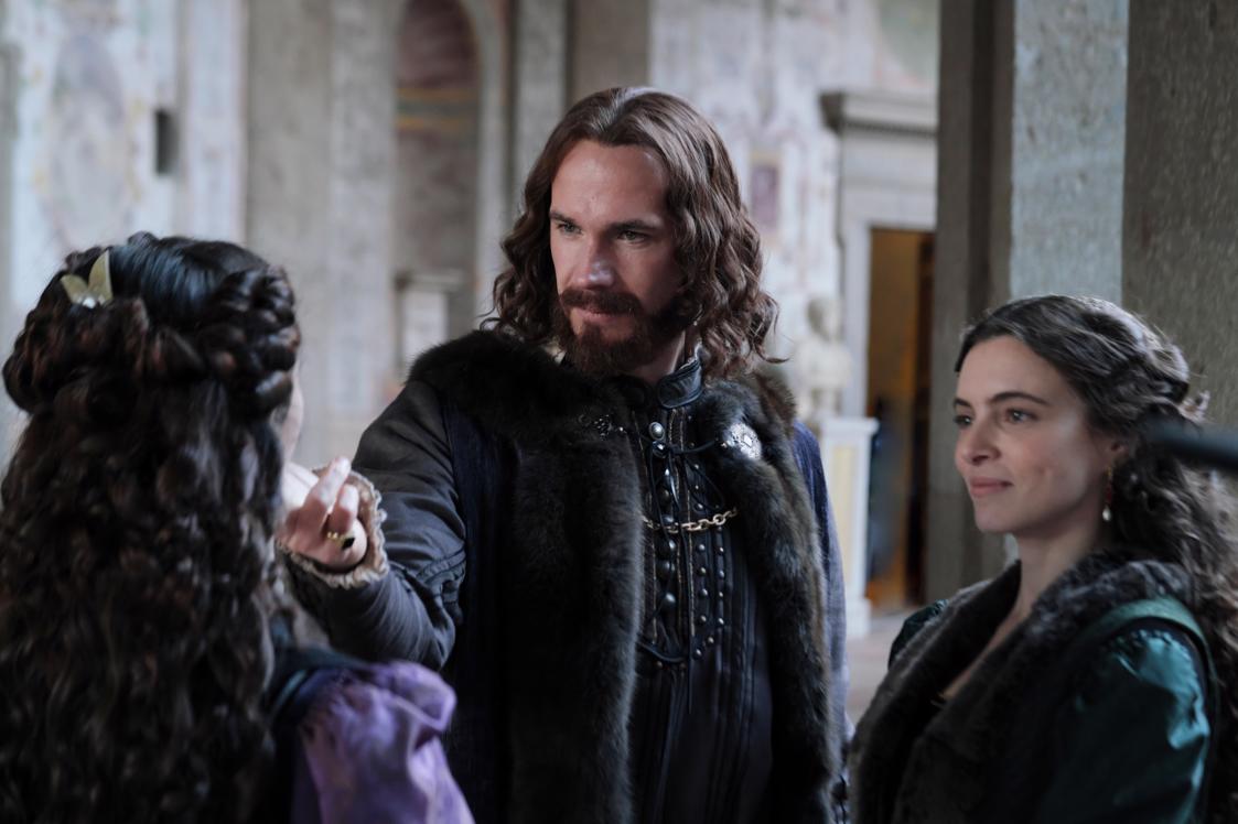 Leonardo - James D'Arcy e Miriam Dalmazio