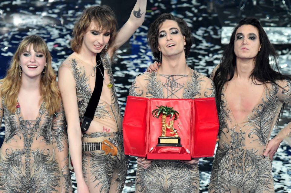 I Maneskin «zitti e buoni»: la band si autocensura per l’Eurovision Song Contest