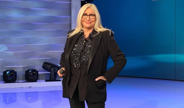 Mara Venier non lascia: «Potrei dire di no a tutto ma non a Domenica In»