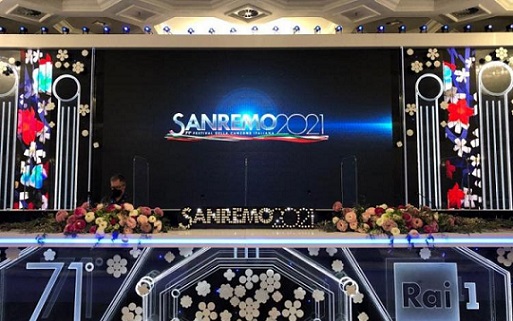 Sanremo 2021: nella quarta serata arriva la giuria dei Giornalisti. Ecco come vota