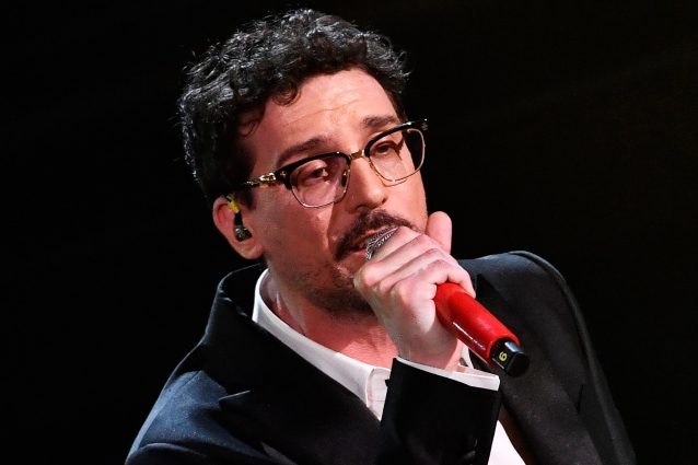 Sanremo 2021, Willie Peyote: «La D’Urso ha condiviso la mia performance, quindi il pezzo non è stato capito!»