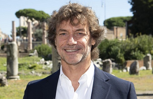 Programmi TV di stasera, mercoledì 21 aprile 2021. Alberto Angela sfida Raoul Bova