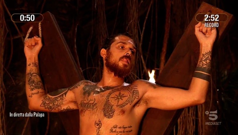 Andrea nella prova del fuoco - Isola dei Famosi 2021