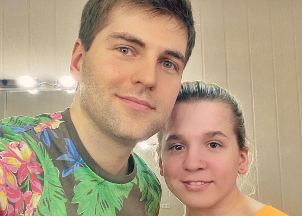 Olesja Rostova, il conduttore russo Dmitry Borisov: «Voglio scusarmi con i genitori di Denise» – Video