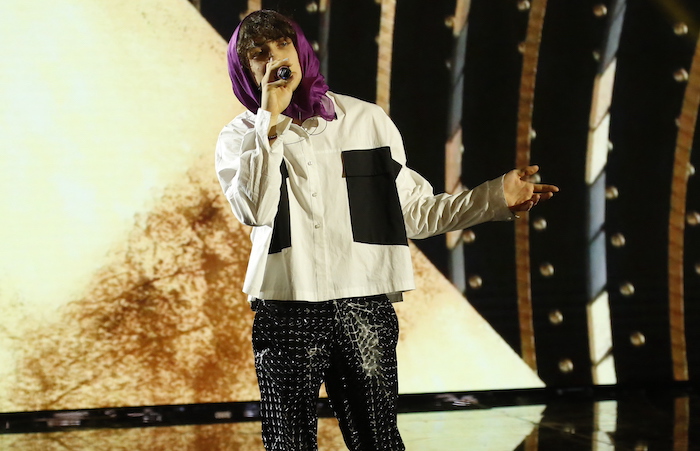 Amici, ‘Lady’ è disco di platino. Sangiovanni batte un record: sfonda il muro dei 20 milioni di streams