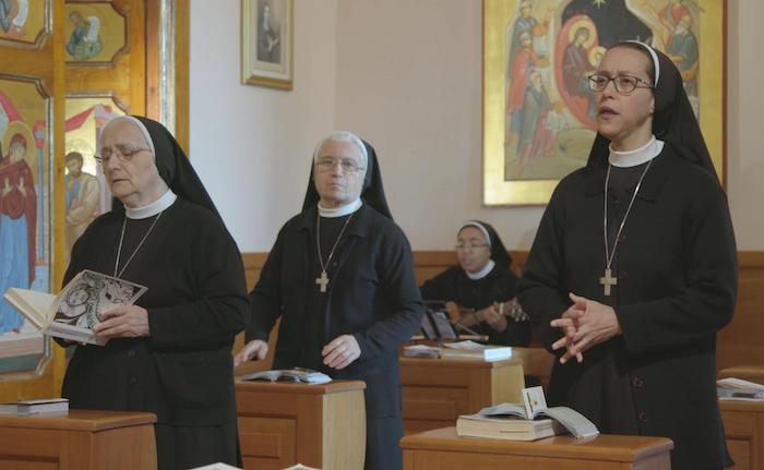 Ti Spedisco in Convento e la santissima trinità del successo