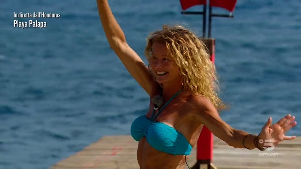 Angela - Isola dei Famosi 2021