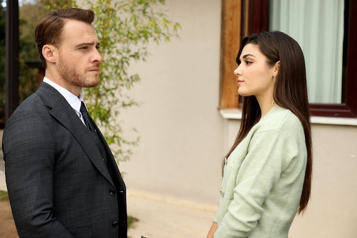 Love Is In The Air su Canale 5 (Foto e Personaggi)