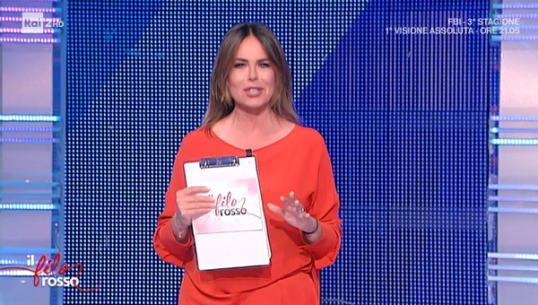 Paola Perego chiude commossa «questa prima edizione del Filo Rosso»