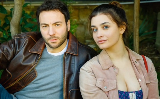 Un Posto al Sole, anticipazioni 3-7 maggio 2021: Samuel fa di tutto per conquistare Speranza ma ignora che anche Vittorio è attratto da lei