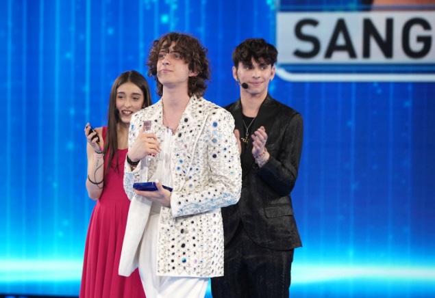 Sangiovanni vince il Premio della Critica - Amici 2021