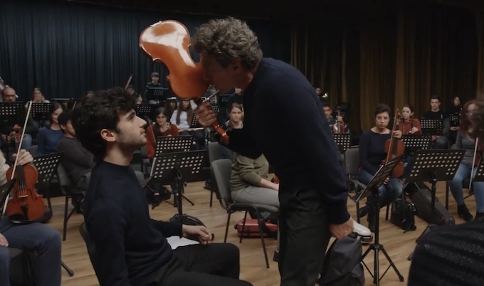 Ascolti TV | Domenica 9 maggio 2021. La Compagnia del Cigno 15.4%, Avanti un Altro crolla all’11.5%. Juve-Milan al 9.9%