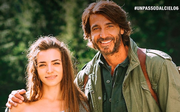 Ascolti TV | Giovedì 6 Maggio 2021. Un Passo dal Cielo (21.8%) doppia il meglio di Pio e Amedeo (11%). Cresce Amore Criminale (6.3%)