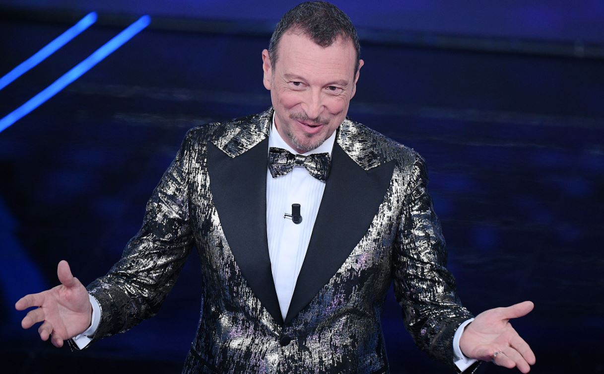 Amadeus arriva al sabato sera e lancia Affari Tuoi Family. Coletta: «Stiamo dialogando con lui rispetto a Sanremo e ad altri eventi»
