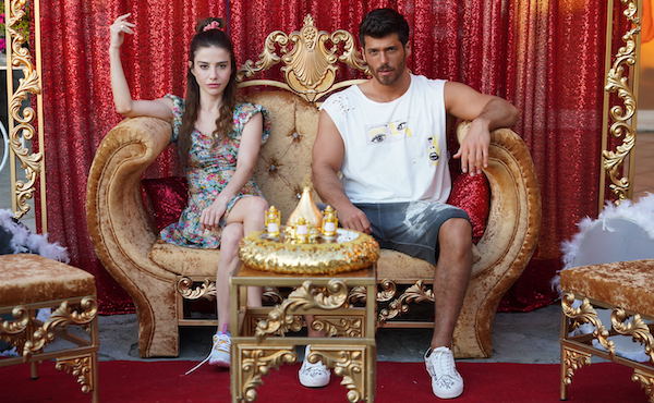 Ascolti TV | Lunedì 14 Giugno 2021. In 5.67 mln per Spagna-Svezia (25%), Mr Wrong moscio (1,97 mln-9.8%). Report 8.7%, Quarta Repubblica 5.9%. Paperissima parte dal 13.3%