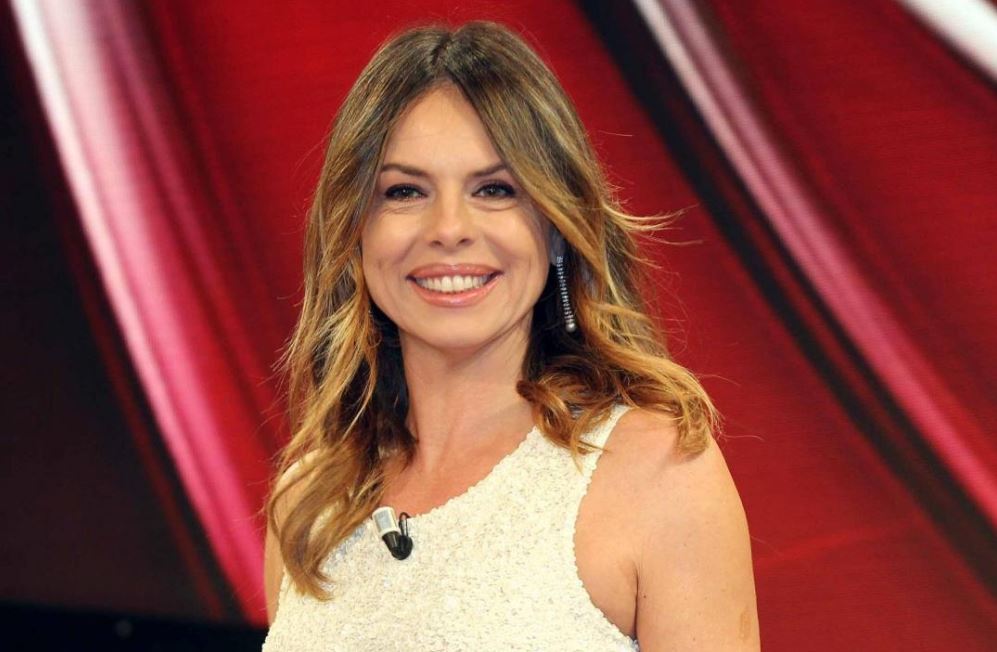 Paola Perego conduce il Festival di Castrocaro 2021