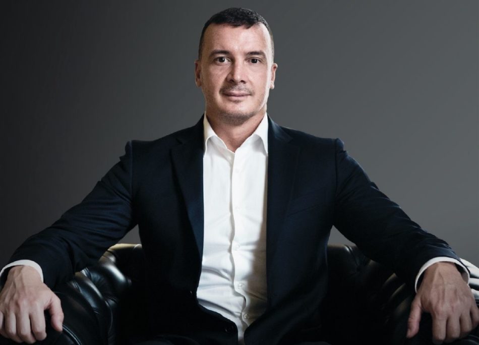 Il Portavoce: si lavora ad un film sulla vita di Rocco Casalino