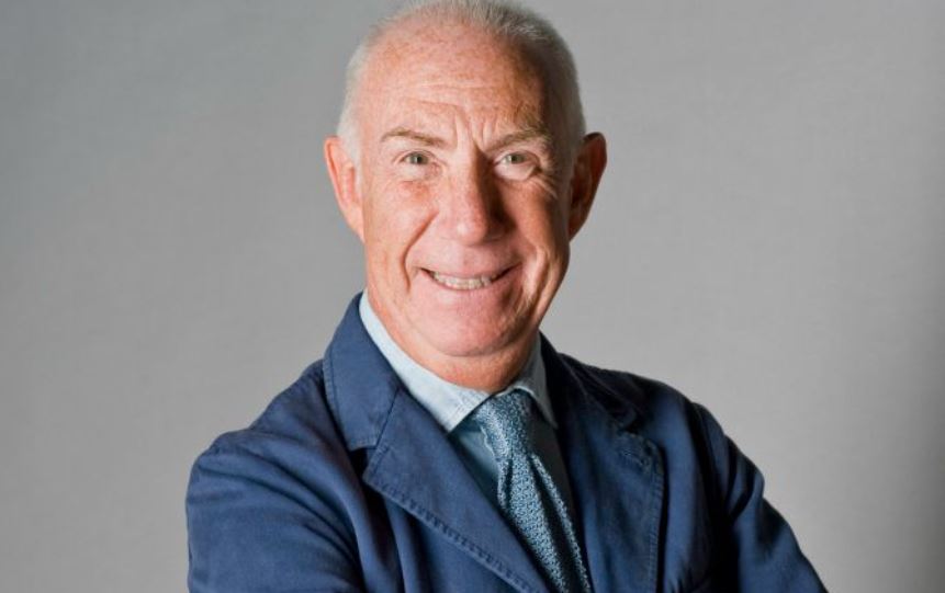 Mengacci boccia Tatangelo: «Avrei preferito Barbara D’Urso per Scene da un Matrimonio»