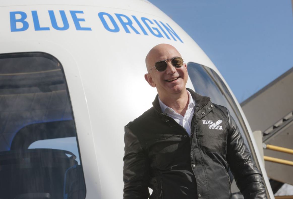 Turisti nello spazio con Jeff Bezos e la sua New Shepard: il primo volo suborbitale in diretta su Focus