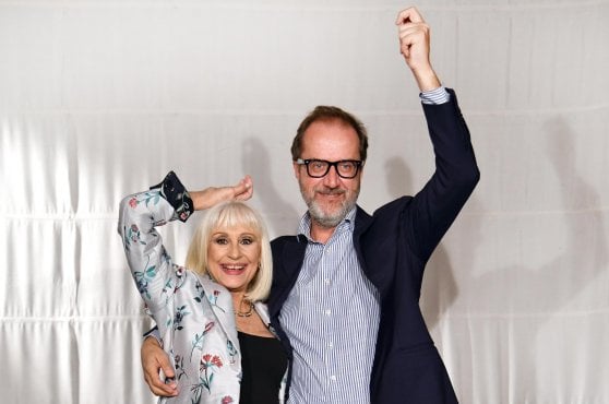 Raffaella Carrà, Coletta: «C’era un nuovo progetto su Rai 1. La volevo sia a Sanremo che all’Eurovision»