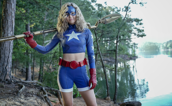 Stargirl è la nuova supereroina di Rai4
