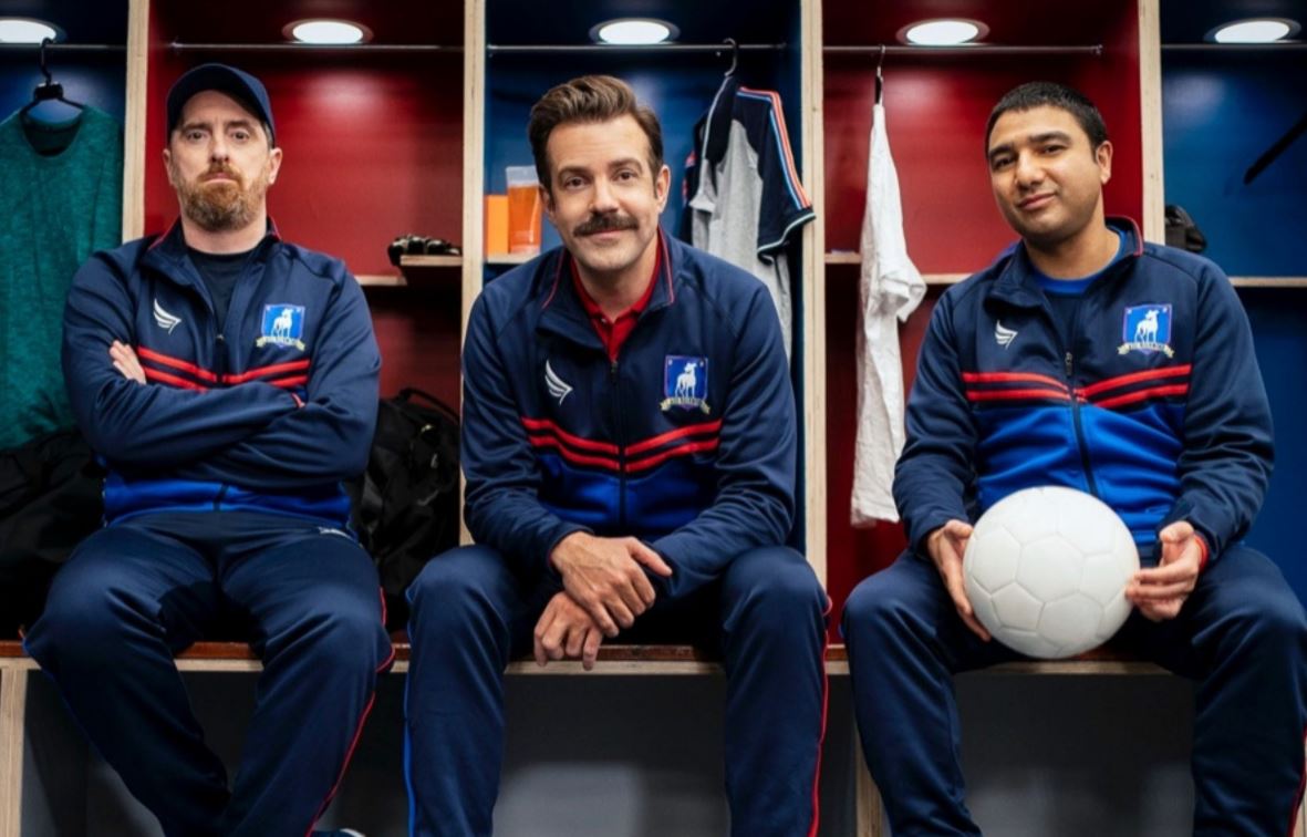 Ted Lasso torna a far gol su Apple TV+. Seconda stagione per la comedy rivelazione – Trailer