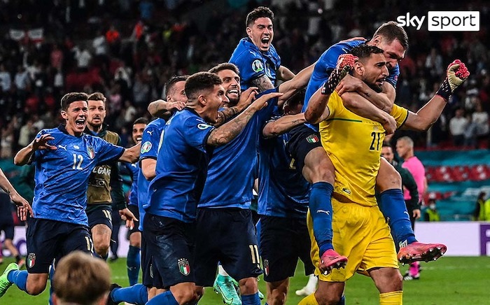 Ascolti TV | Domenica 11 luglio 2021. In 20,588 mln (83.5%) per il trionfo della Nazionale (solo Rai1: 73.7%). Boom Berrettini con oltre 4,5 mln tra Sky e Tv8