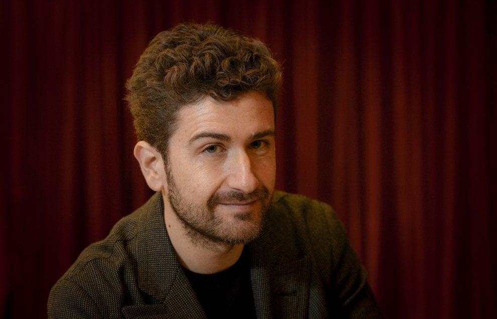 Alessandro Siani e Vanessa Incontrada aprono la stagione di Striscia La Notizia – le dichiarazioni